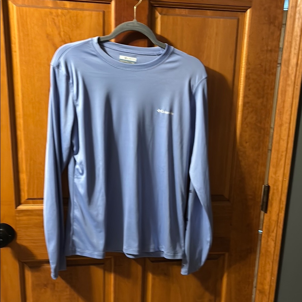 Columbia Men's Blue Long Sleeve Shirt